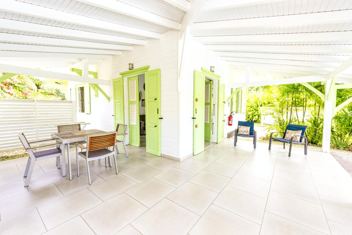4.Location villa piscine Marie Galante Guadeloupe_Terrasse